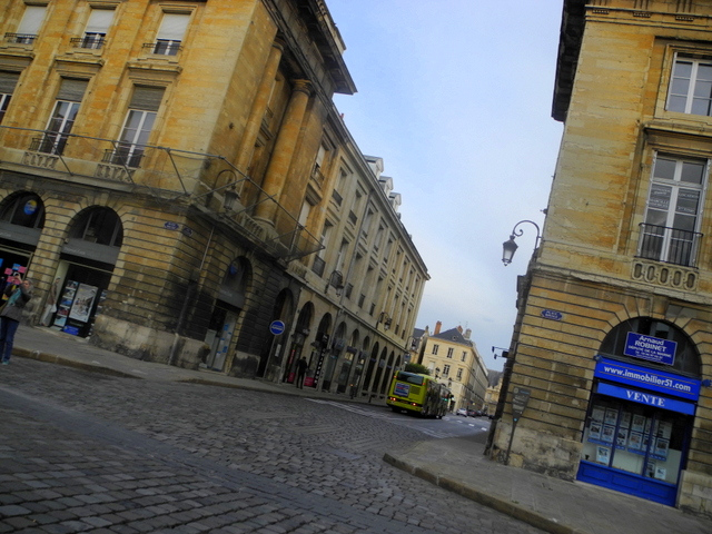 http://s14.directupload.net/images/121011/9x5d74zf.jpg