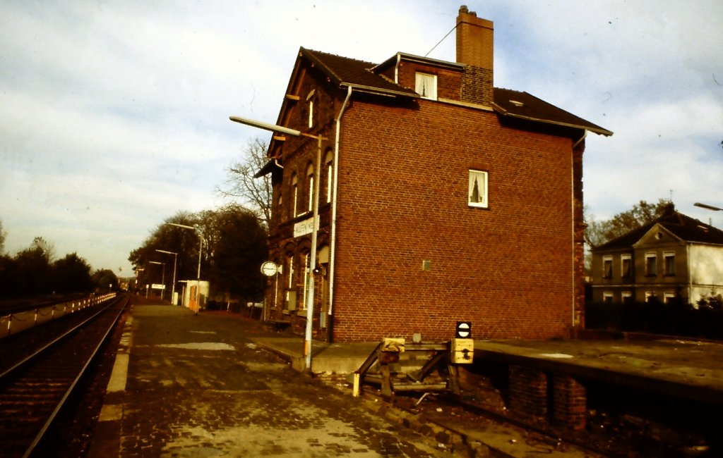 http://s14.directupload.net/images/130220/4vetn4ie.jpg