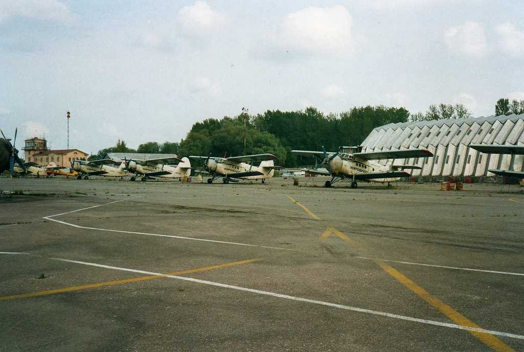 j9x2bse4.jpg